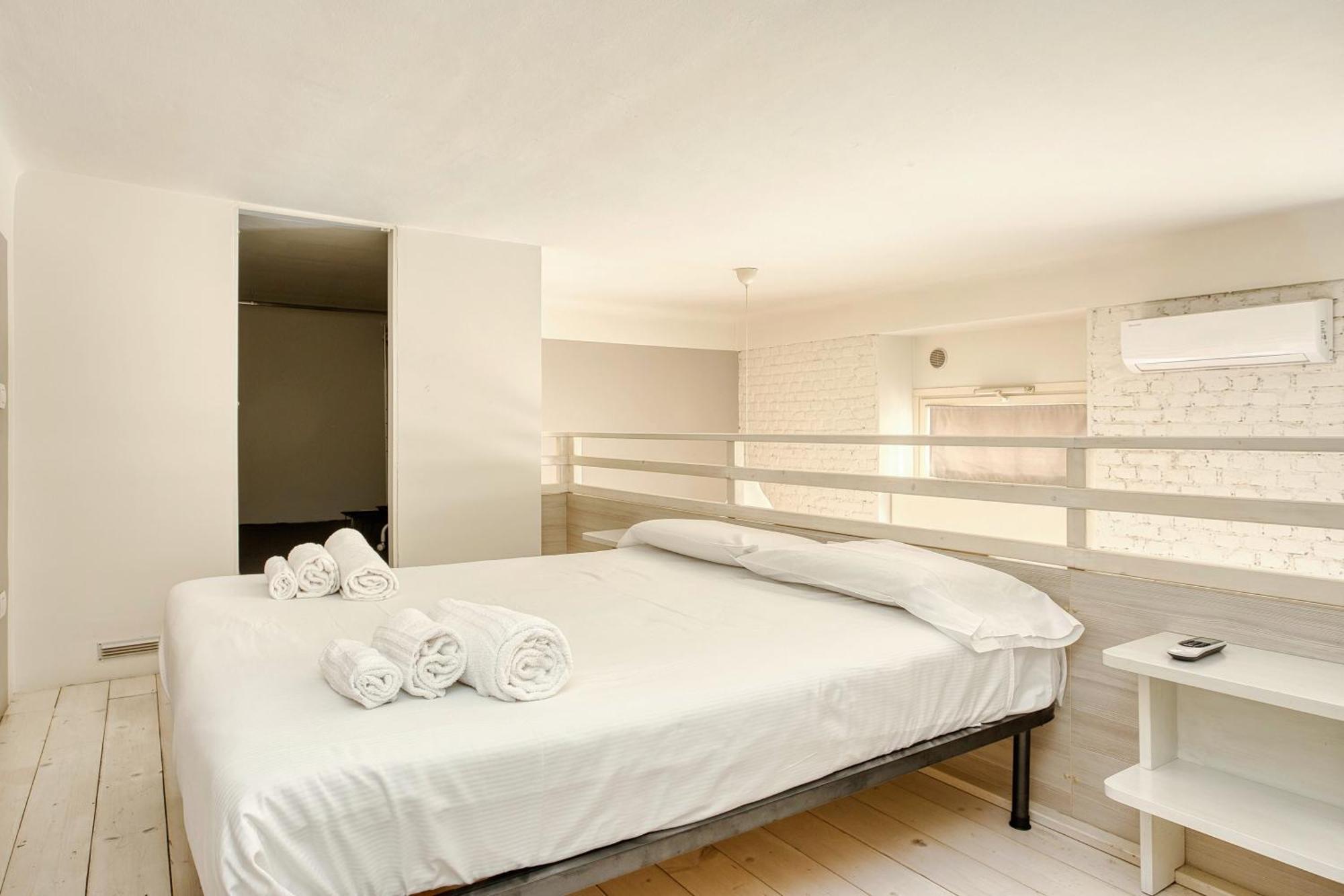 Modern Loft Near Bosco Verticale Milano Eksteriør bilde